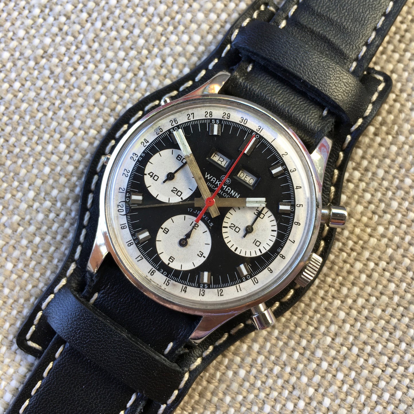 Vintage Wakmann Incabloc Steel Chronograph Triple Date 71.1309.70 Valjoux 730 Watch - Hashtag Watch Company