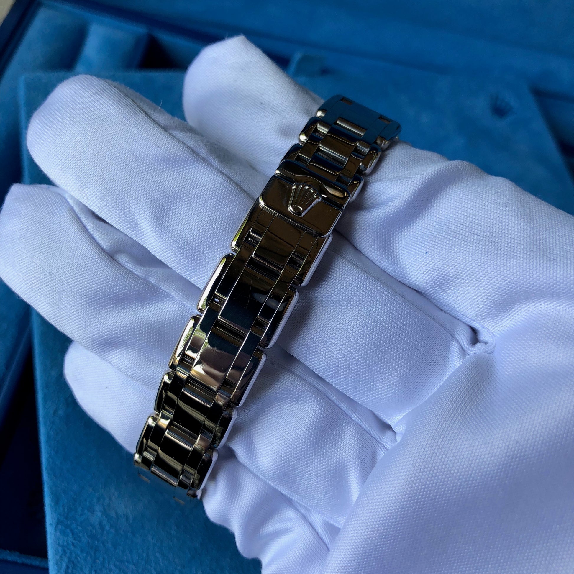 Cartier Diamond White Gold Love 6 Bracelet Pouch Papers