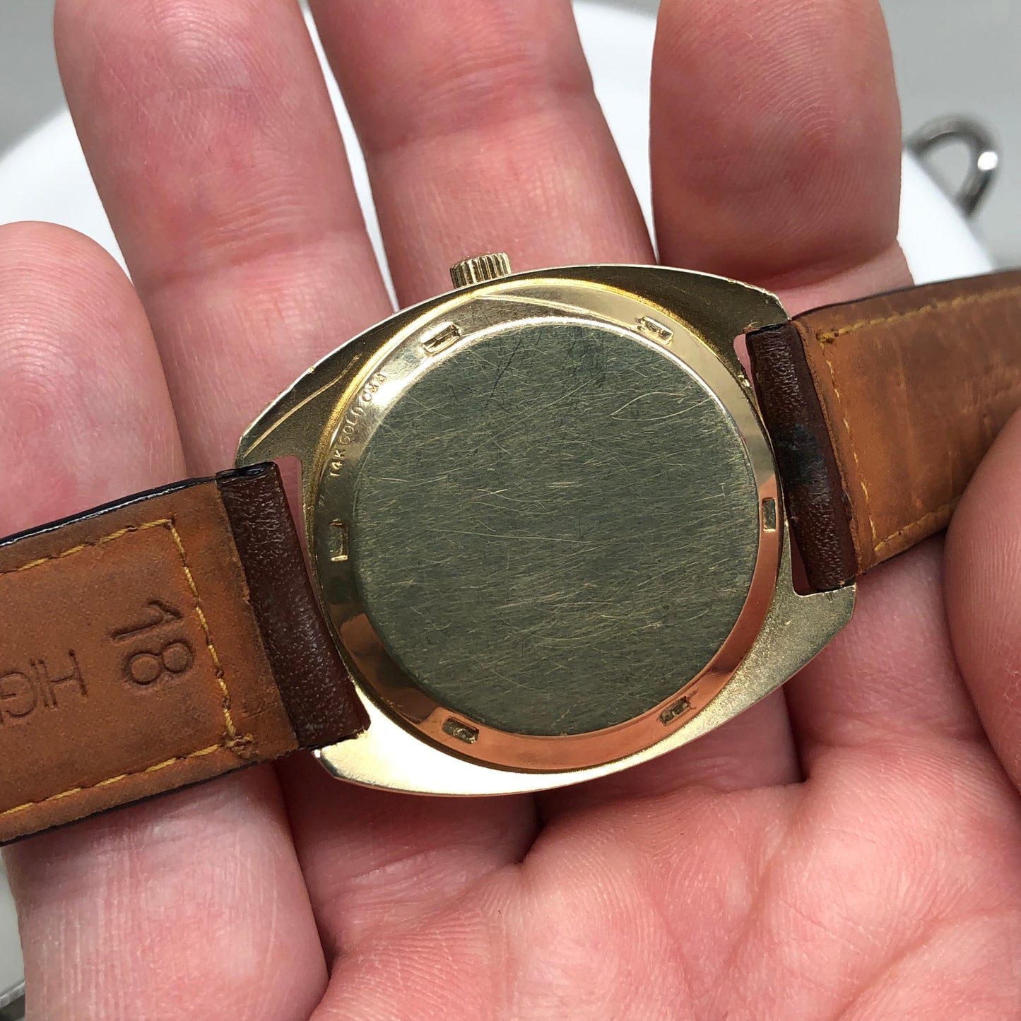 1966 Omega Seamaster 6736 14K Yellow Gold Caliber 563 Date Automatic Wristwatch - Hashtag Watch Company