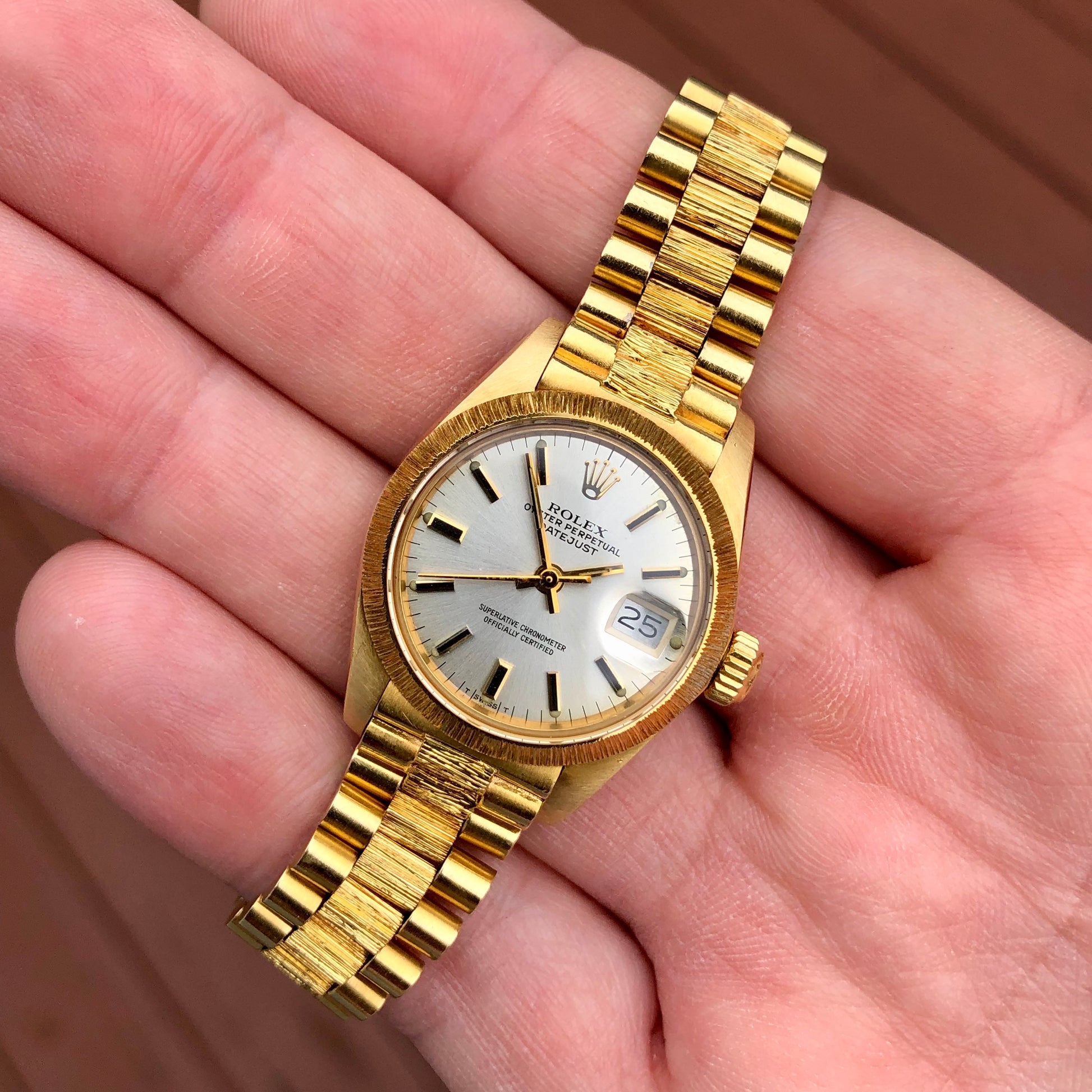 1979 Vintage Rolex Ladies 6927 President Bark Yellow Gold 26mm Wristwatch | HashtagWatchCo