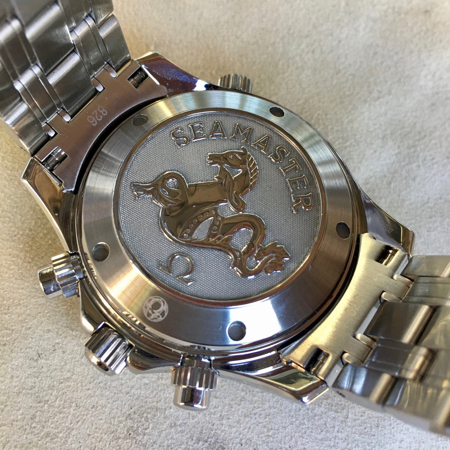 Omega Seamaster 2225.80 Professional Chronograph James Bond Full Set Watch - Hashtag Watch Company