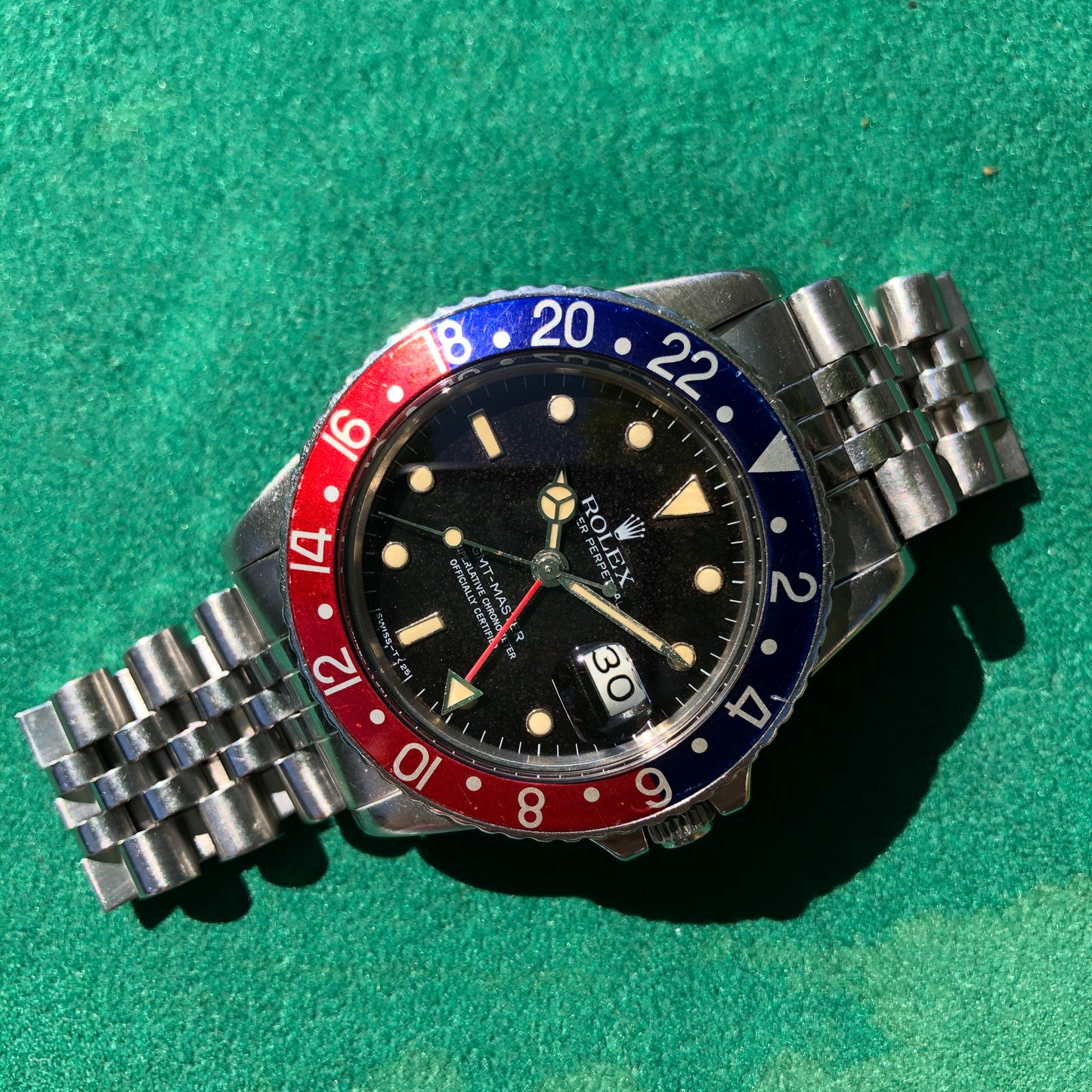 Vintage Rolex GMT MASTER 16750 Pepsi Jubilee Bracelet Wristwatch Circa 1984 - Hashtag Watch Company