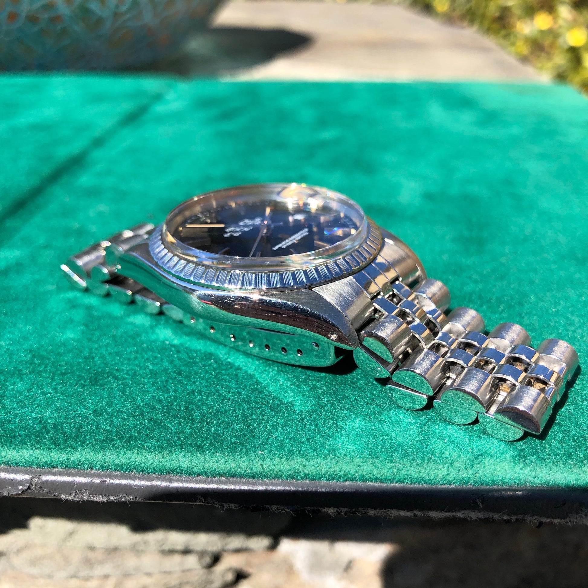 1985 Rolex Datejust 16030 Black Stick Engine Turned Wristwatch Box 1985 Rolex Datejust 16030 Black Stick Engine Turned Wristwatch Box