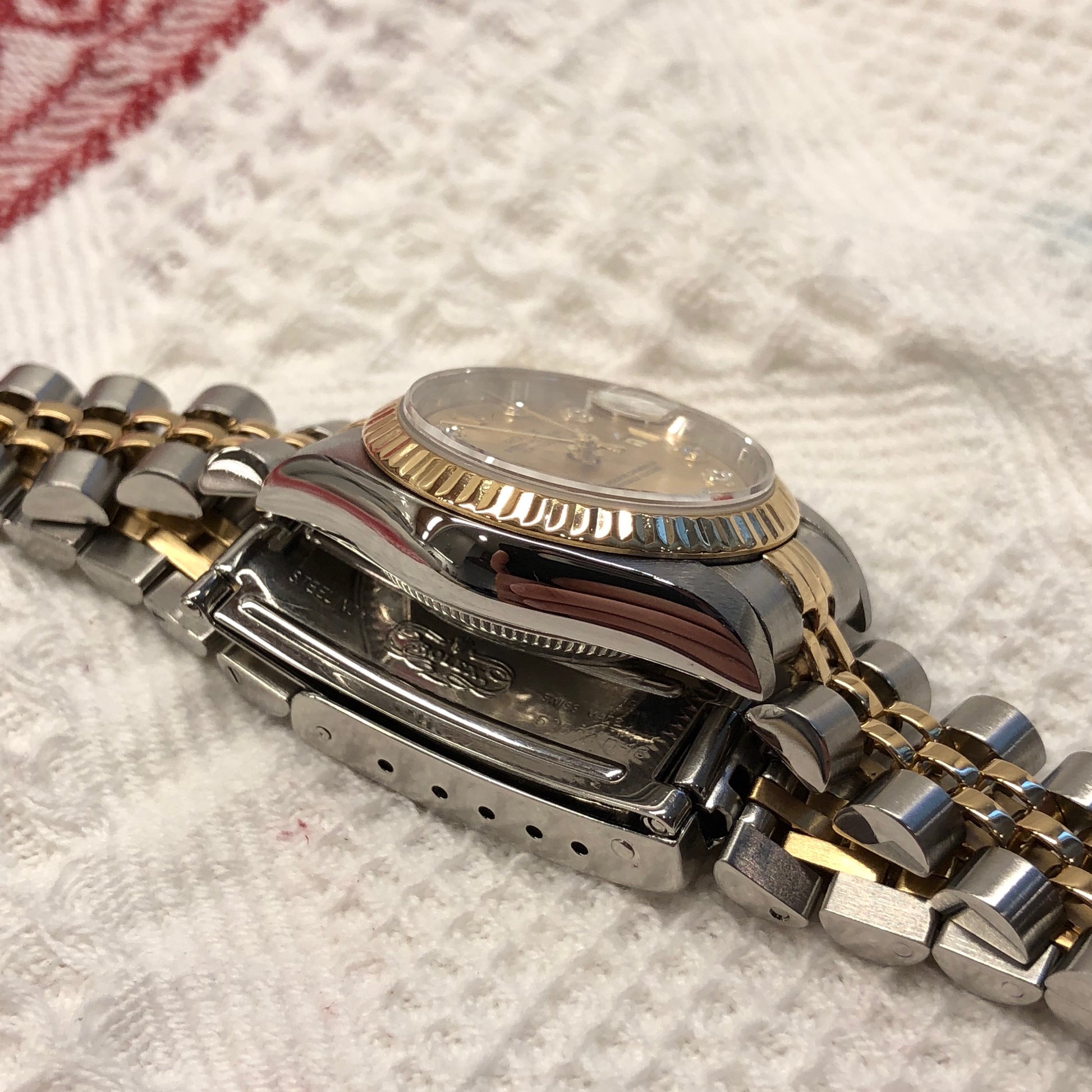 Rolex Datejust 69173 Ladies Two Tone Champagne Diamond Dial Steel 18K Wristwatch Circa 1995 - Hashtag Watch Company