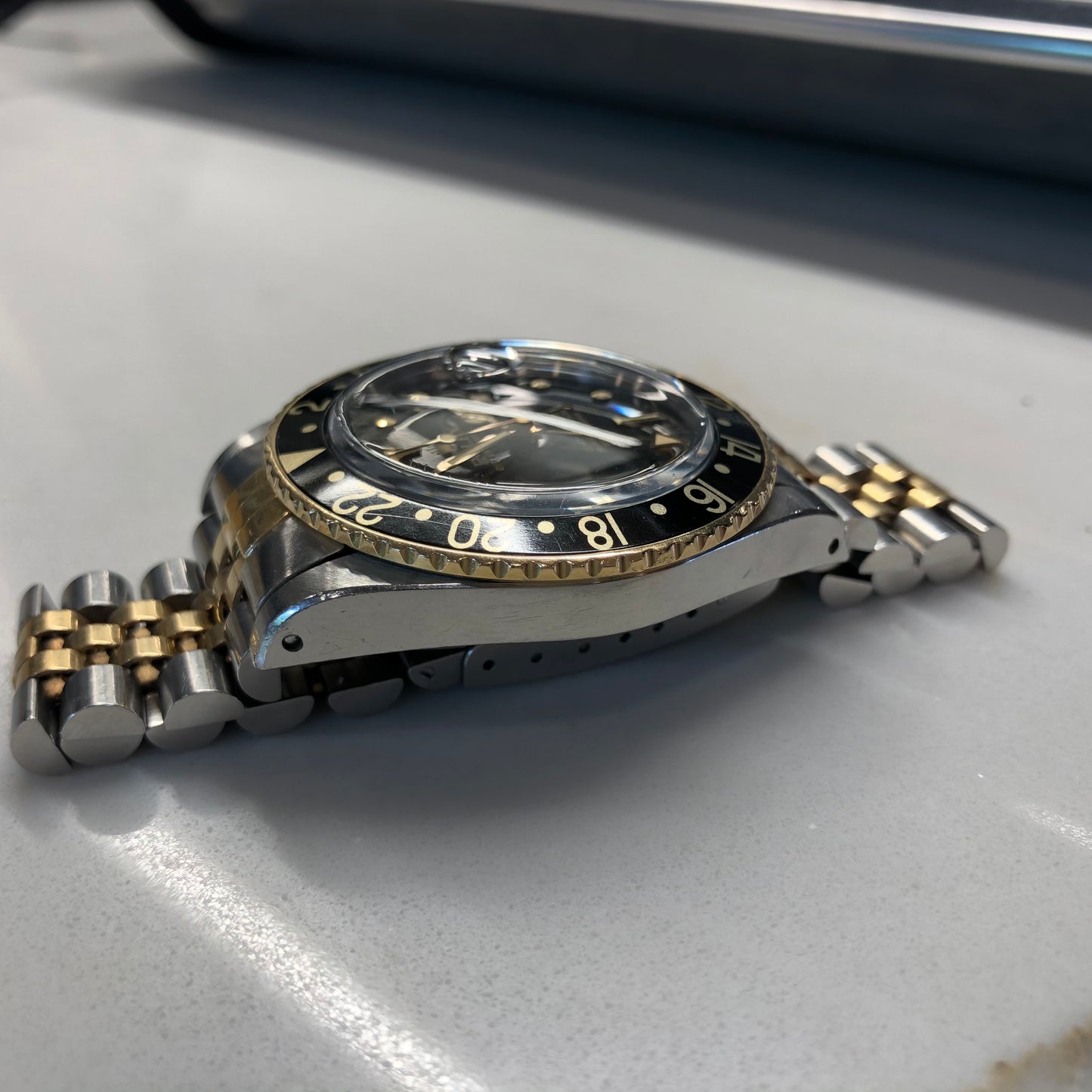 1984 Vintage Rolex GMT MASTER 16753 Black Nipple Tiger Eye Two Tone Jubilee Wristwatch - Hashtag Watch Company