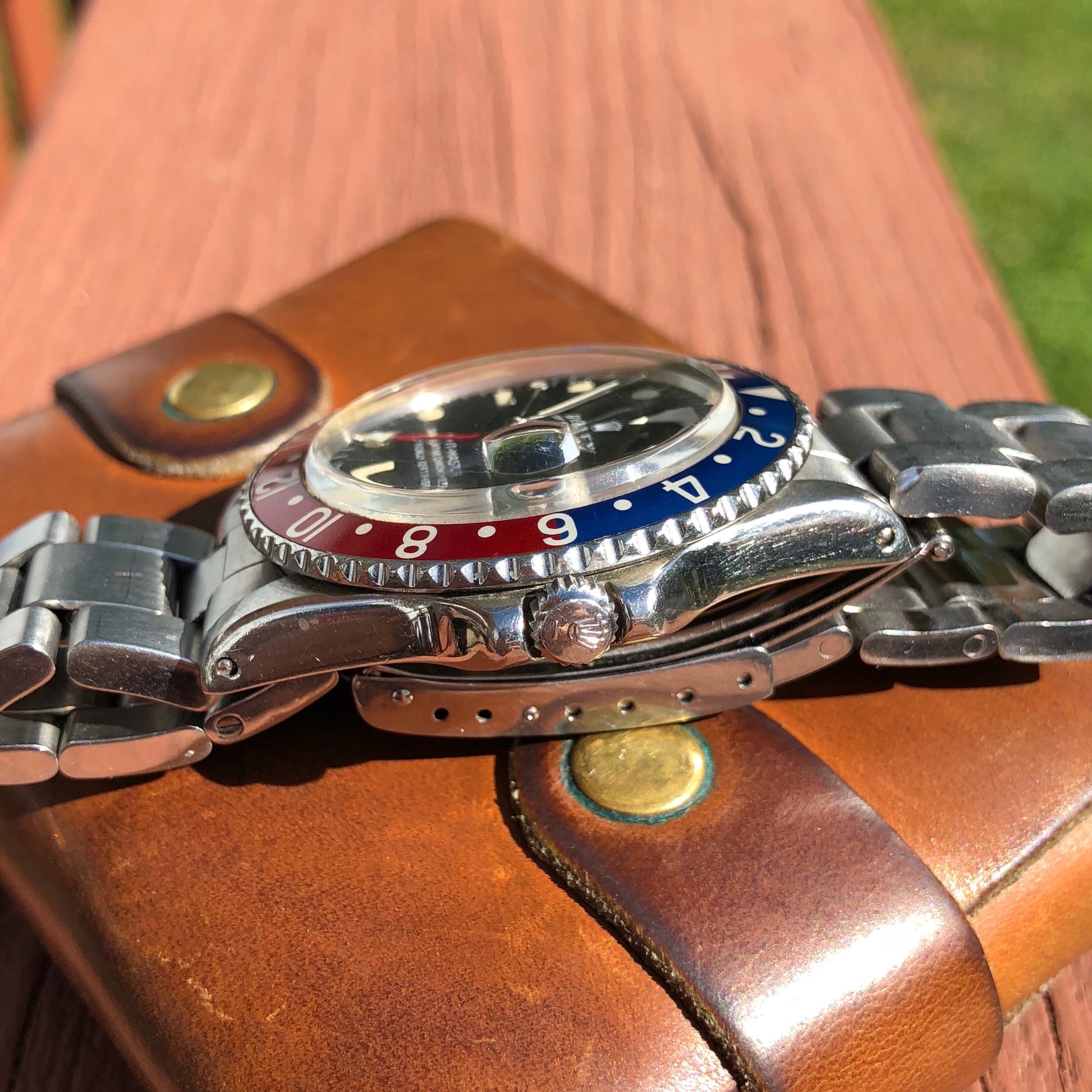 Vintage Rolex GMT MASTER 1675 Pepsi Long E Wristwatch Circa 1969 - Hashtag Watch Company