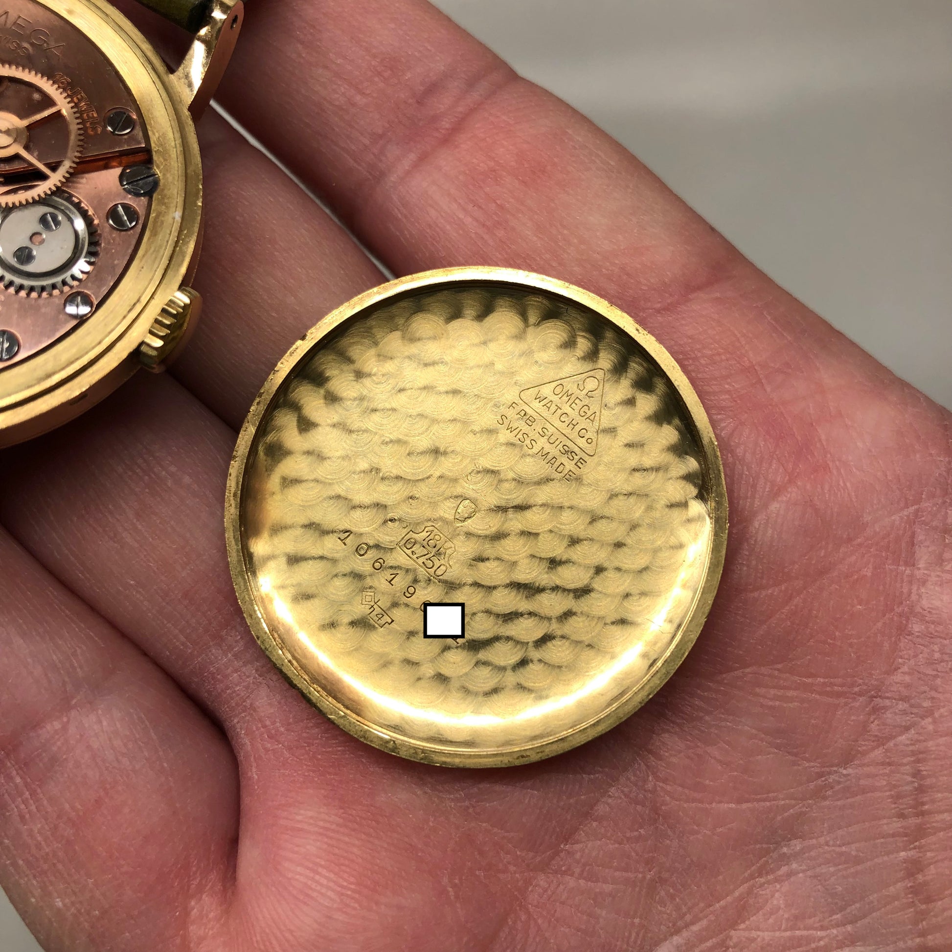 1944 Omega Chronometre 30T2 SC 18K Yellow Gold 35.5mm Original Sector Dial Radium Wristwatch - Hashtag Watch Company