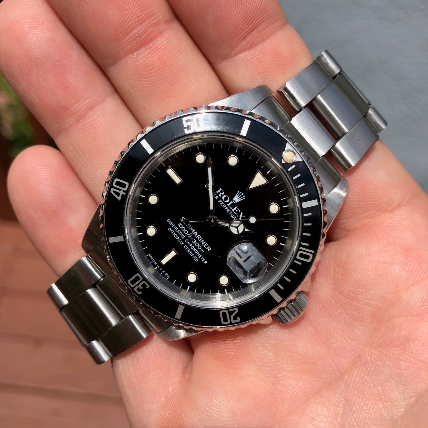 Rolex Submariner 16610 Date Stainless Steel Automatic Cal. 3135 Box & Papers Circa 1989 - Hashtag Watch Company