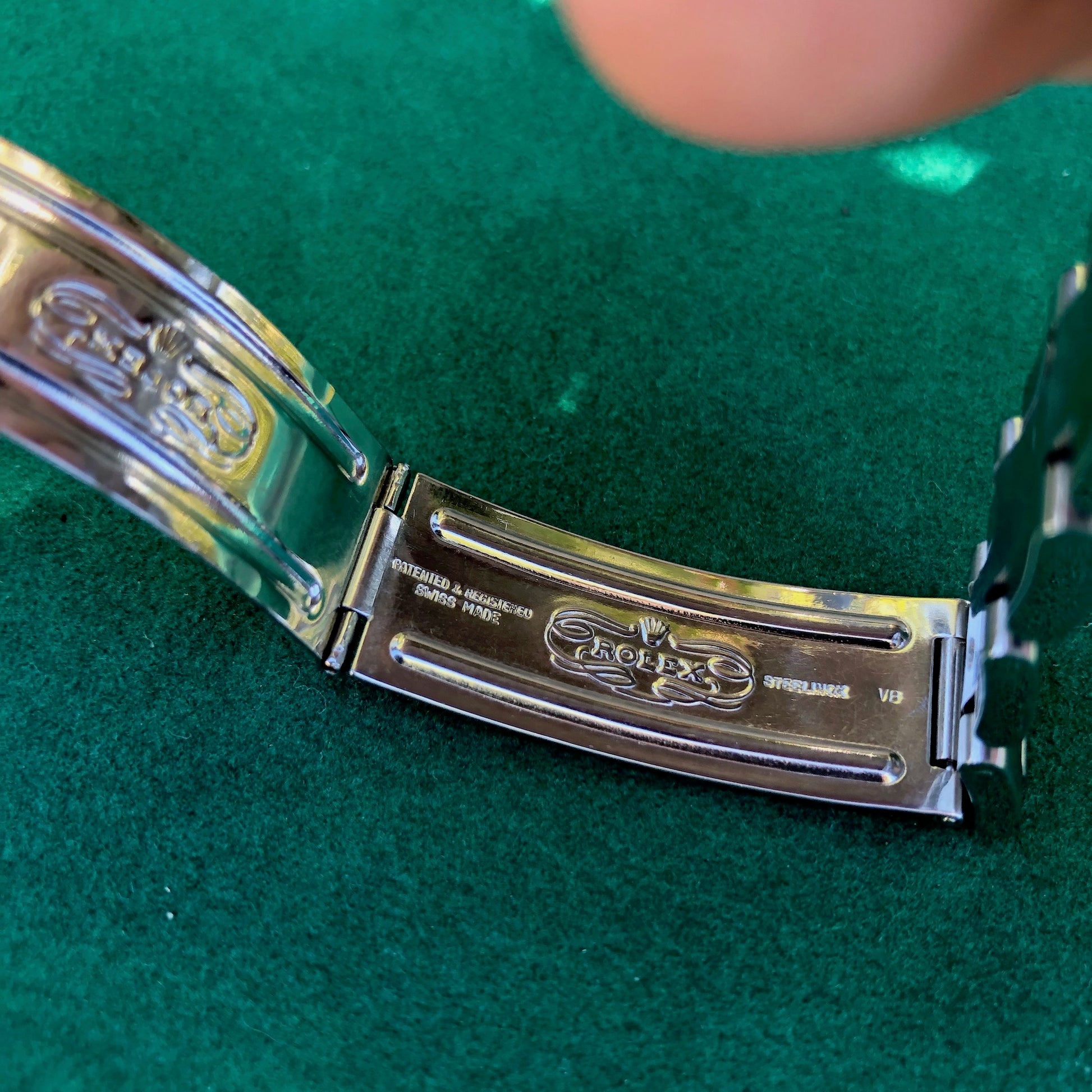 Vintage Rolex GMT MASTER 1675 Pepsi Oyster Perpetual Wristwatch Circa 1978 - Hashtag Watch Company