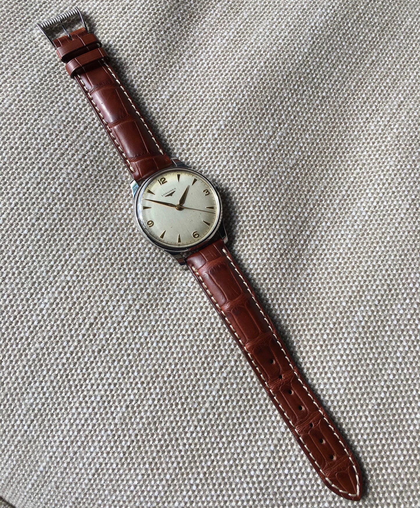 Vintage Longines 5045 Oversized 37mm Center Seconds Cal. 12.68z Wristwatch - Hashtag Watch Company