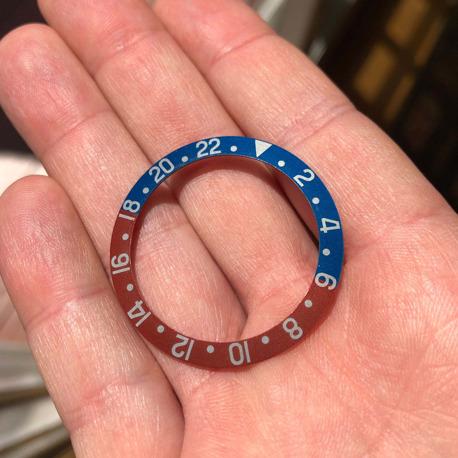 Vintage Rolex GMT MASTER 1675 Red Back Pepsi Fat Font Insert Original - Hashtag Watch Company