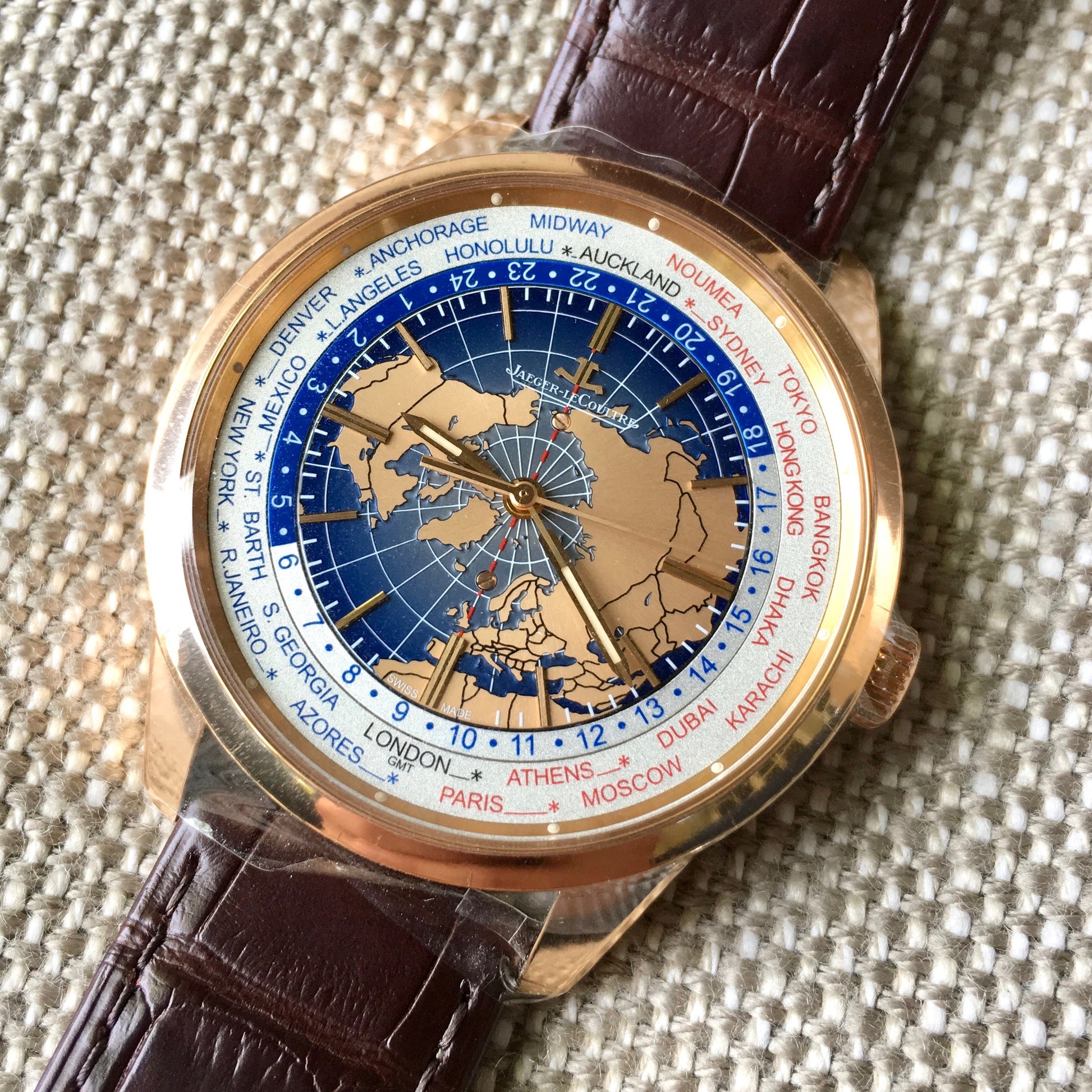 Jaeger LeCoultre Geophysic Universal Time Q8102520 Automatic Blue Lacquer Dial 18K Pink Gold Wristwatch - Hashtag Watch Company