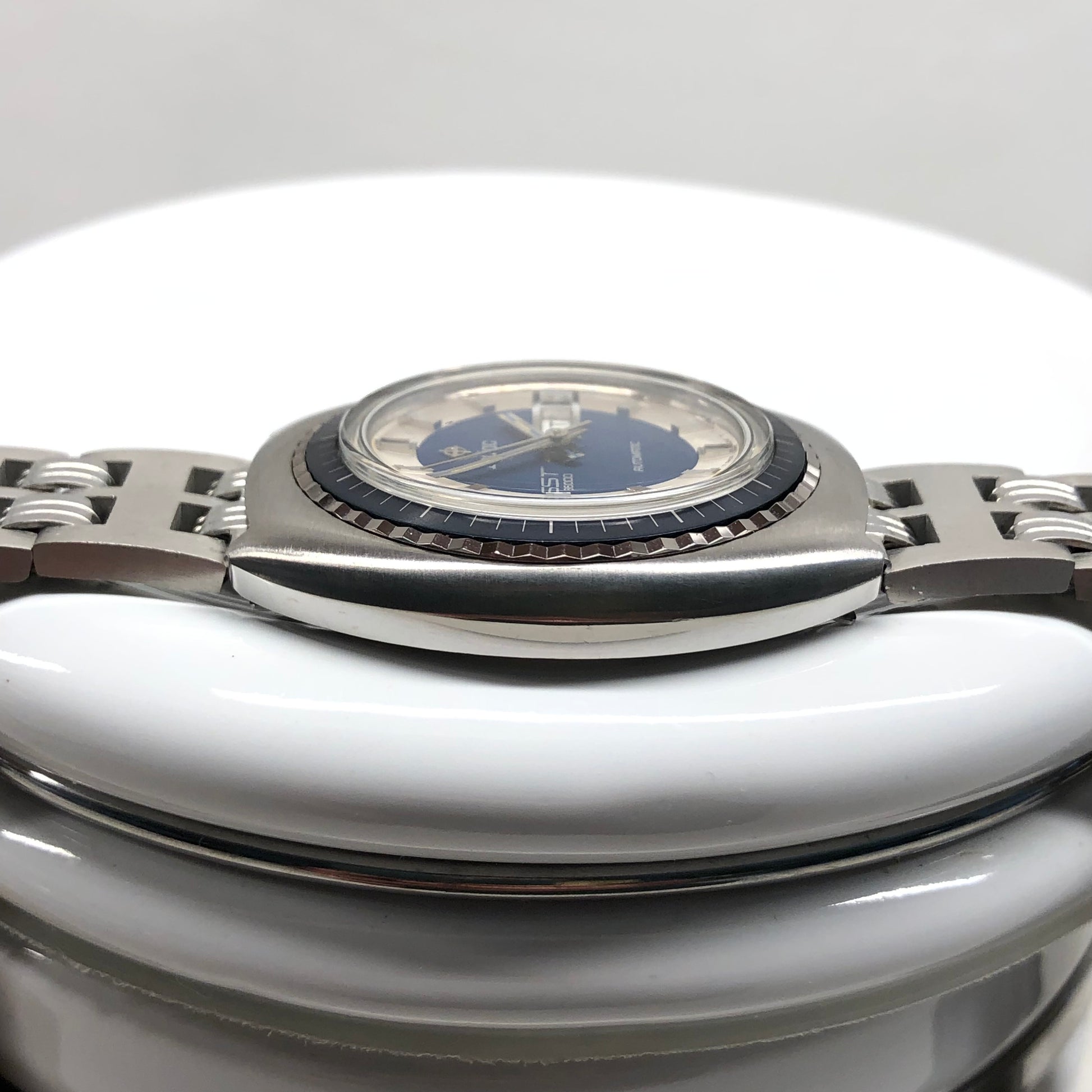 1970s Zodaic SST 36000 Blue 862 951 Vintage Automatic Wristwatch Old Stock - Hashtag Watch Company